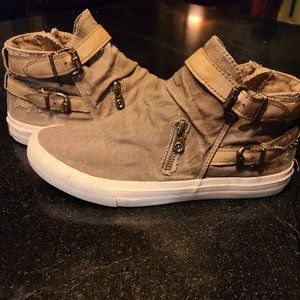 Blowfish Malibu Sneakers Khaki canvas size 9